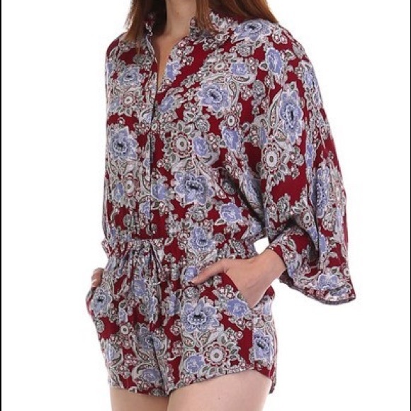 MEMORIAL SALE FLORAL ROMPER - Picture 2 of 4