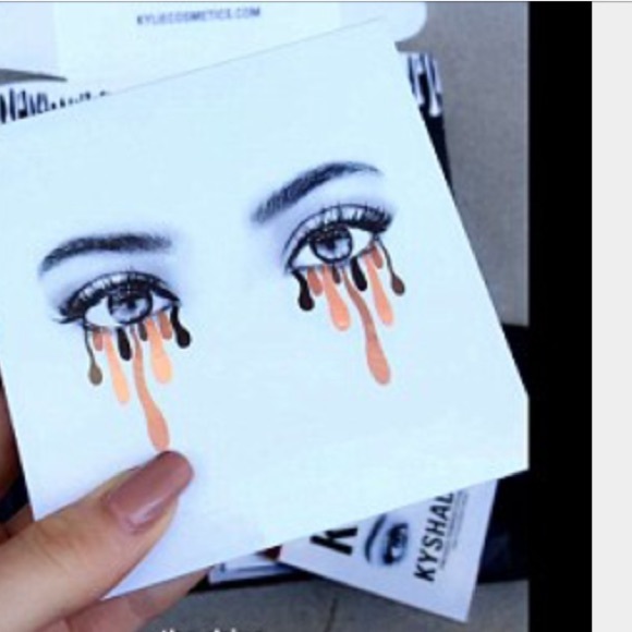 TONIGHT ONLY ! Price drop. Kyshadow πππ - Picture 3 of 3