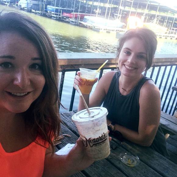 Meet your Posher, Heather - Picture 1 of 1