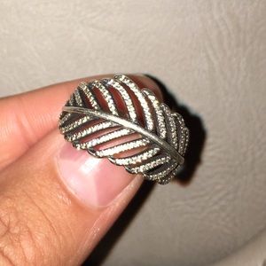 Light as a feather PANDORA ring