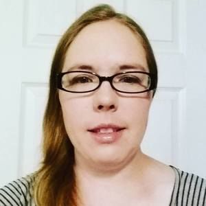 Meet your Posher, Lacey