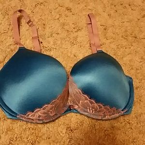 34DD extreme push up bra