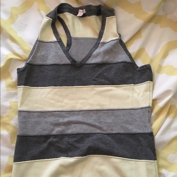Racer back sleeveless sweater