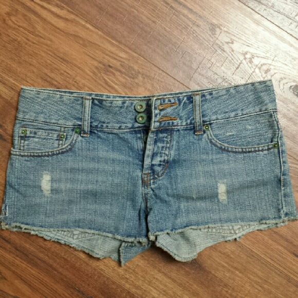 Taunt Shorts - 2 denim shorts Taunt Shorts - 2 denim shorts
