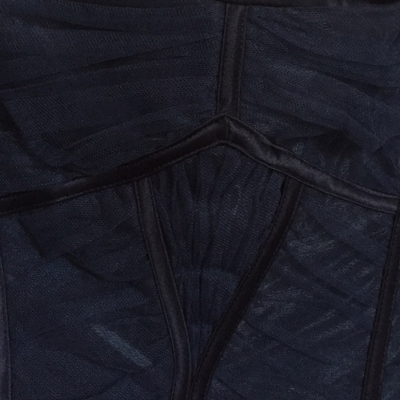 BCBGMAXAZRIA GREY TULLE COCKTAIL DRESS - Picture 3 of 5