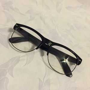 Non-prescription glasses.