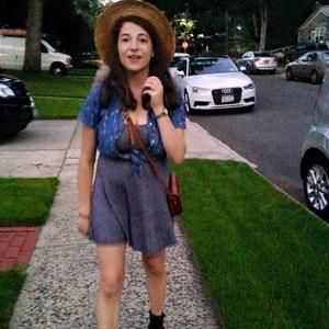 Meet your Posher, Genevieve