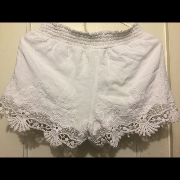 White lace shorts