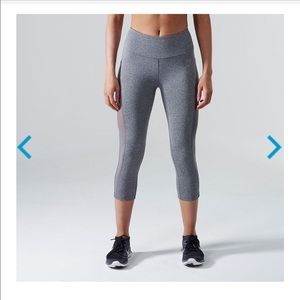 BRAND NEW GYM SHARK LEGGINGS