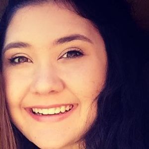 Meet your Posher, Emilie