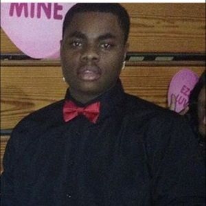 Meet your Posher, Devin