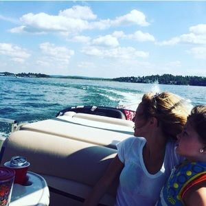 Meet your Posher, Addison