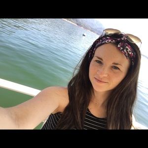 Meet your Posher, Ashlee