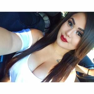 Meet your Posher, Vanessa