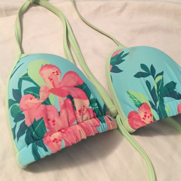 Perky Triangle Bikini Top - Picture 2 of 4