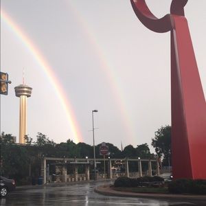 Meet your Posher, Leslie