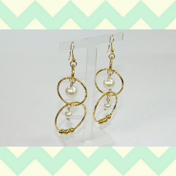 Hooped Earrings with Faux Pearl Beads - Picture 2 of 2