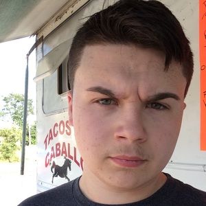 Meet your Posher, Tyler