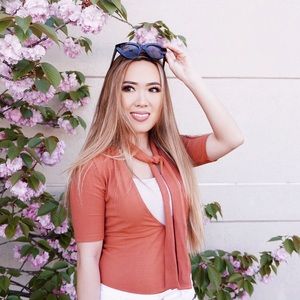 Meet your Posher, Julie