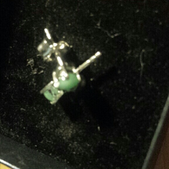 Green emerald earrings