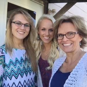 Meet your Posher, Lyssi