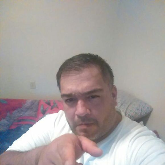 Meet your Posher, Andrew - Picture 1 of 1