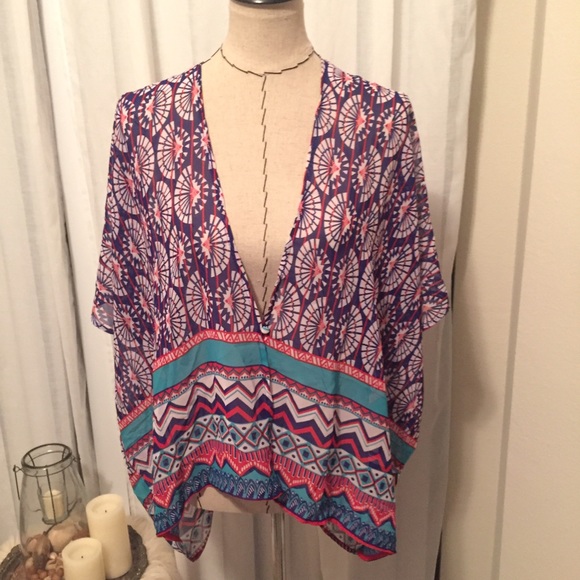 Umgee Sweaters - Tribal print Shaw