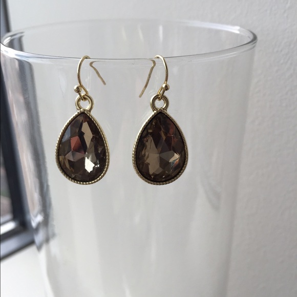 Topaz-colored drop earrings