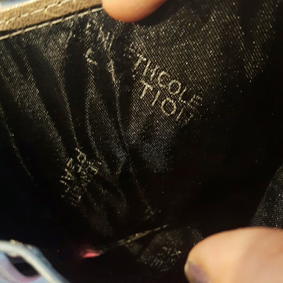 Kenneth Cole Reaction Wallet - Picture 3 of 4