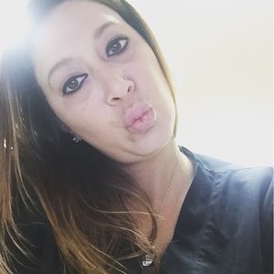 Meet your Posher, Nichole