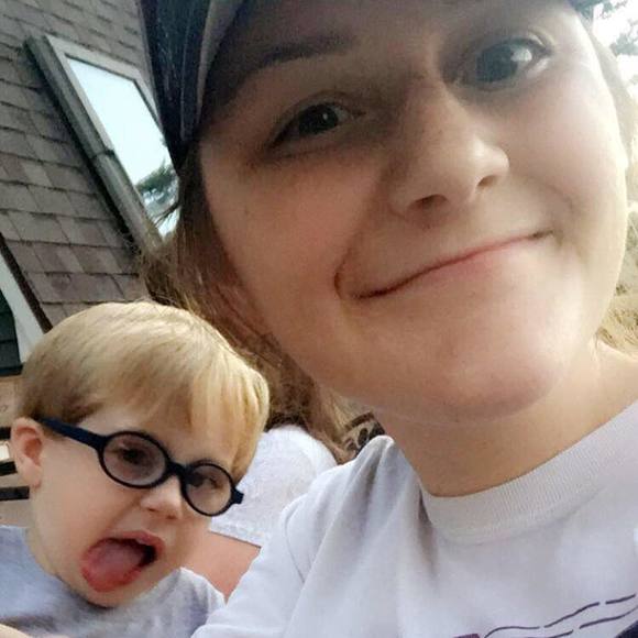 Meet your Posher, Amber