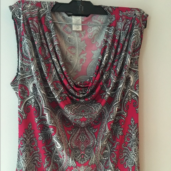 Large Sleeveless Blouse - Picture 1 of 3