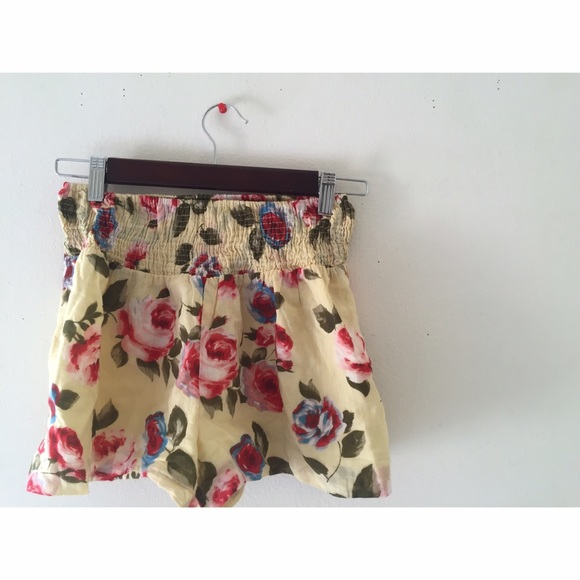 Shorts Bundle - Picture 2 of 2