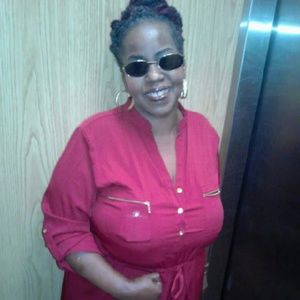 Meet your Posher, Stephene