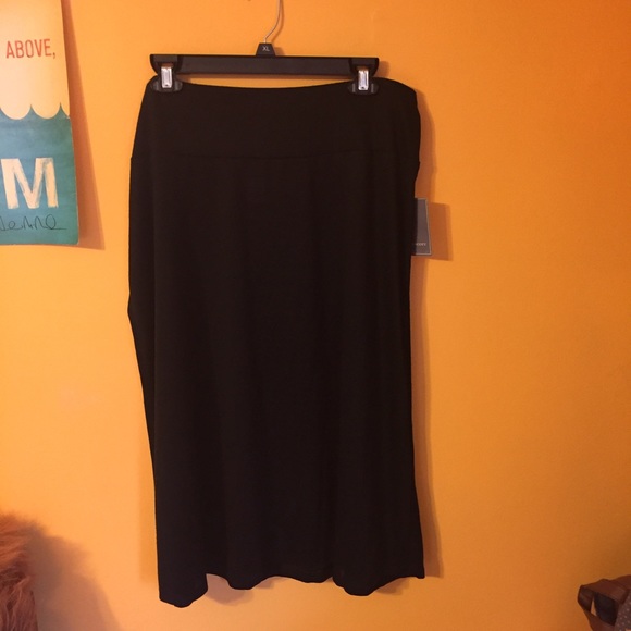 Long black skirt