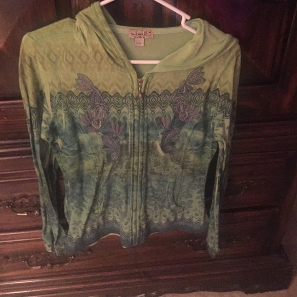 One world green lightweight hoodie