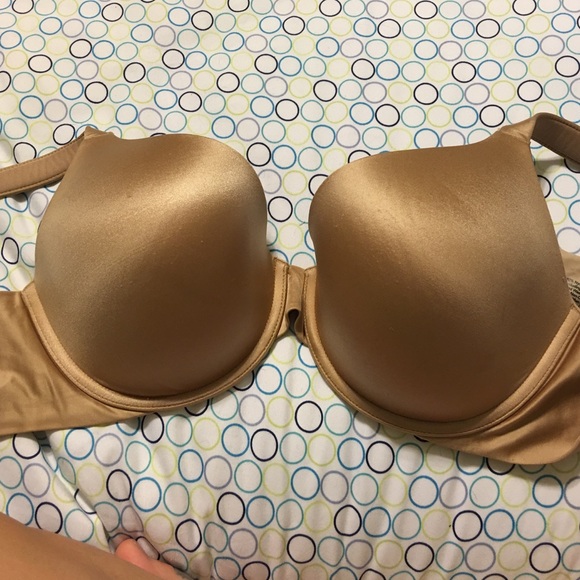 Tan bra