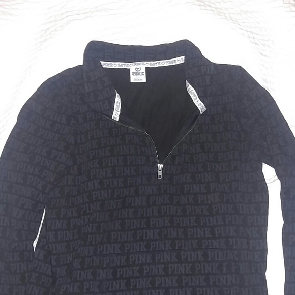 Long sleeve workout pullover.