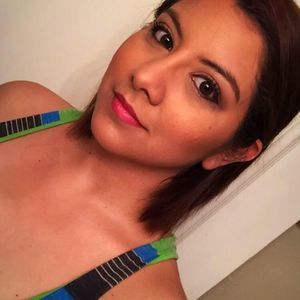 Meet your Posher, Lorrie