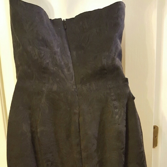 Strapless black dress with beadwork on side - Picture 2 of 4