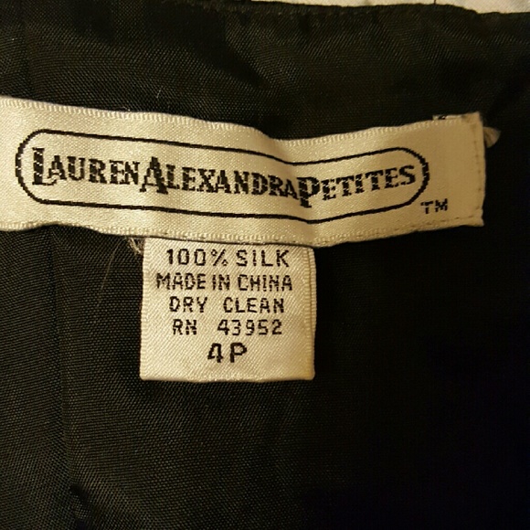 Strapless black dress with beadwork on side - Picture 4 of 4