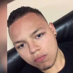 Meet your Posher, Devin