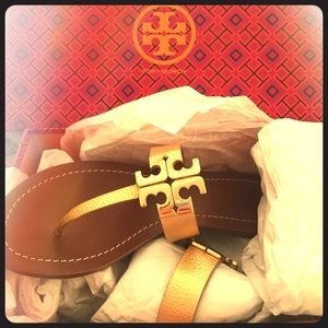 Tory Burch Thong Sandals (Nude Gold)