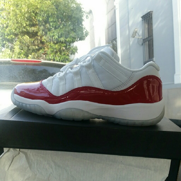Jordan 11s