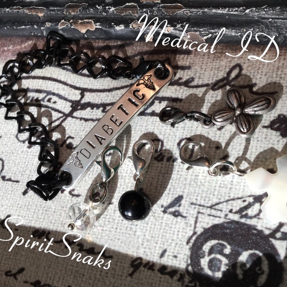 📿Medical 🆔 Custom Bracelet Bling📿 - Picture 4 of 6