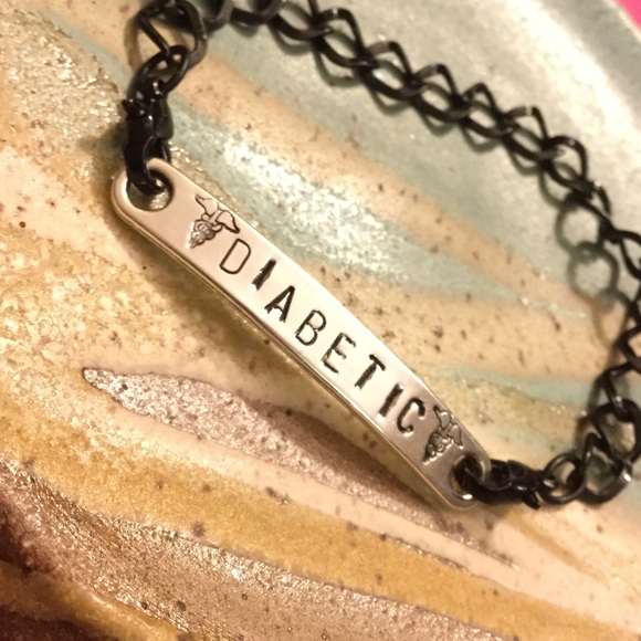 📿Medical 🆔 Custom Bracelet Bling📿 - Picture 1 of 6