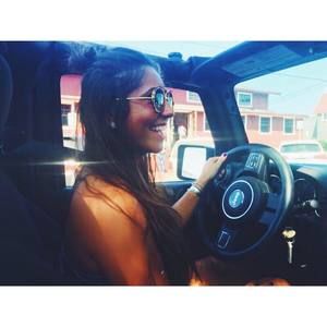 Meet your Posher, Taylor