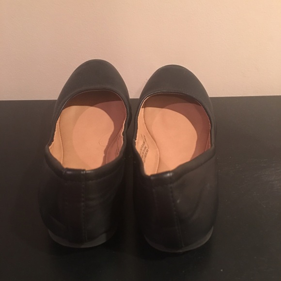 Black Flats! - Picture 3 of 3