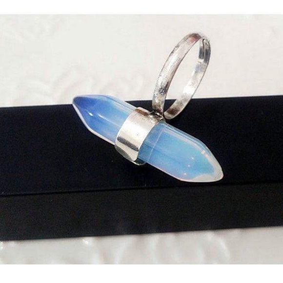 BOHO ENTIRE SET OF SIlver TONE RINGS W/Large stone - Picture 2 of 4