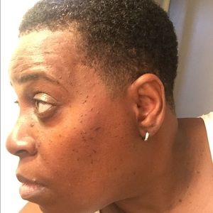 Meet your Posher, Monique